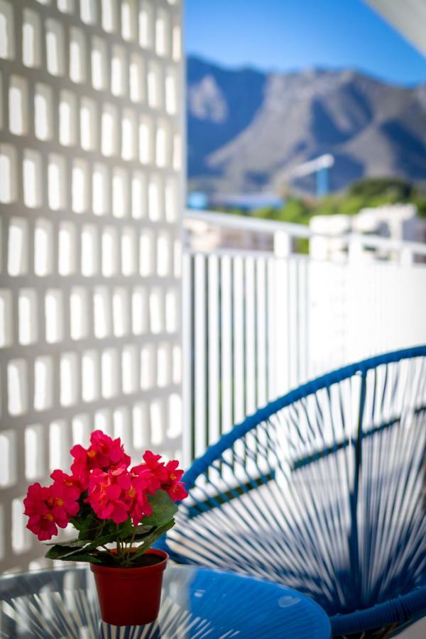Banus - Centre Sea Views